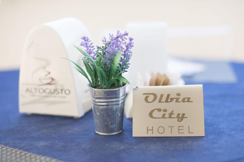 Olbia City Hotel Ngoại thất bức ảnh